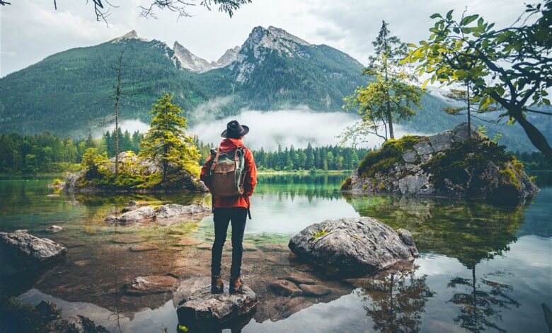 Solo Travel: Embracing the Rise of Experience-Driven Adventures - Yacht Sourcing