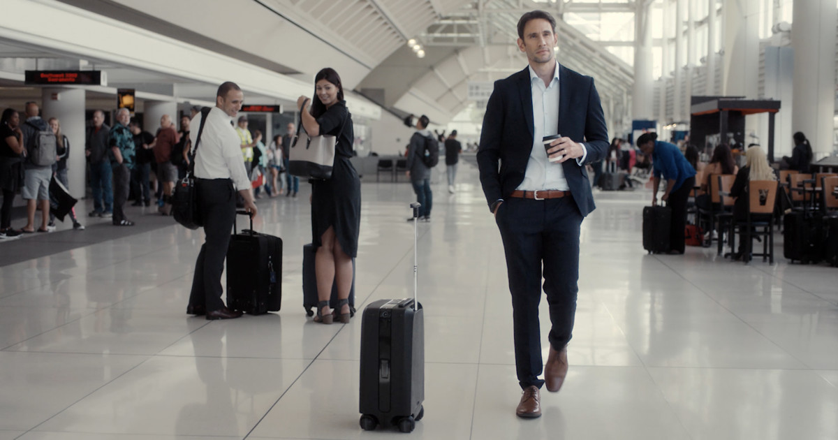 Powered suitcase that follows you buy new arrivals
